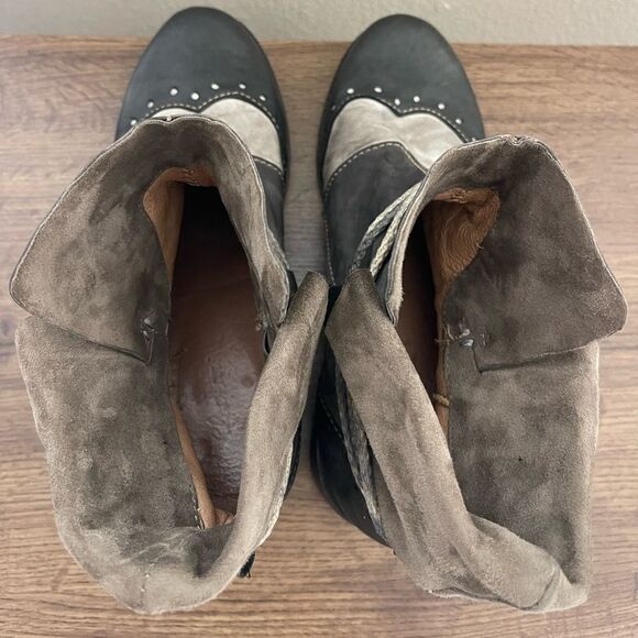 Sold - Picture 5 of 7